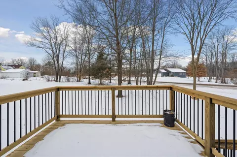 10025 Stoll, Haslett, MI 48840 photo 30