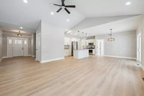 10025 Stoll, Haslett, MI 48840 photo 3