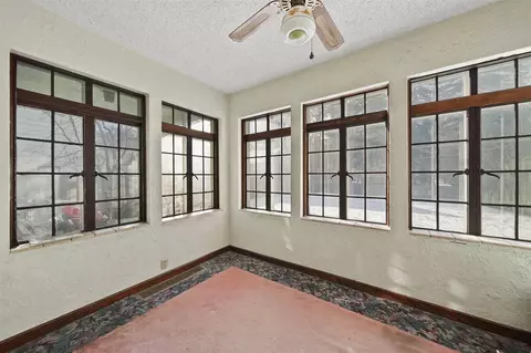 1930 S West, Jackson, MI 49203 photo 12