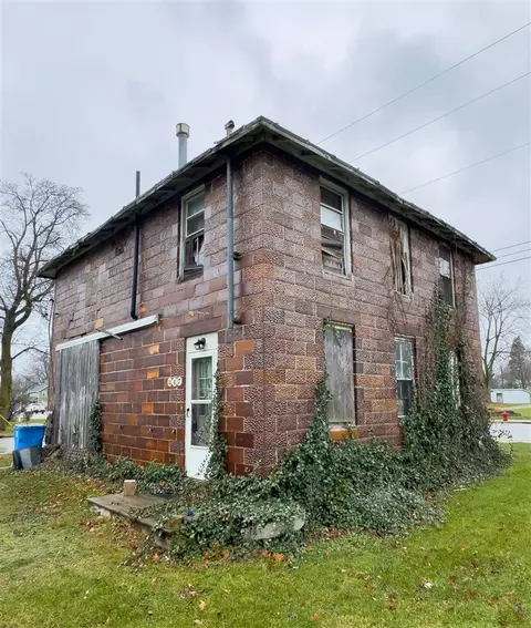Exterior - 317 S Main, Reading, MI 49274 photo 2 of 3