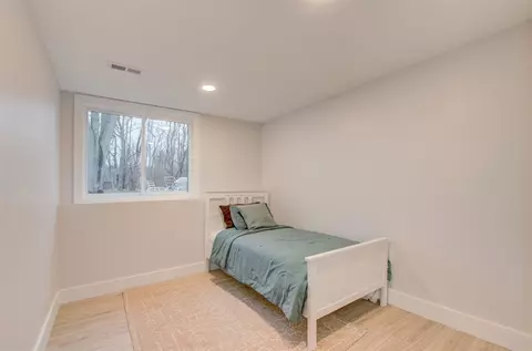 Bedroom - 1812 Park, Jackson, MI 49203 photo 4 of 7
