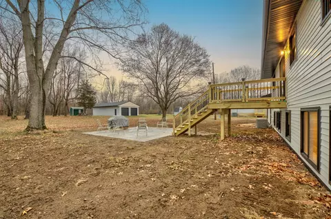 Exterior - 1812 Park, Jackson, MI 49203 photo 7 of 14