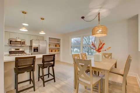 Dining - 1812 Park, Jackson, MI 49203 photo 1 of 3