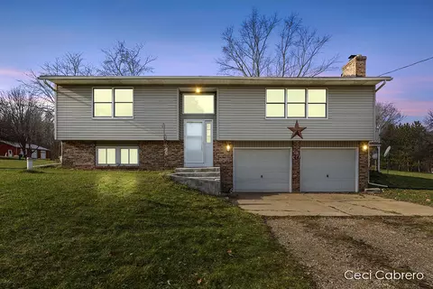 64 Mead, Hastings, MI 49058