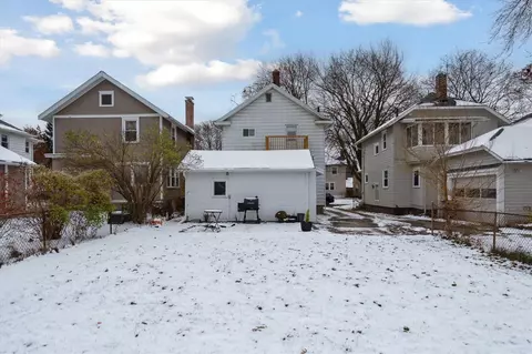 Exterior - 718 Union St, Jackson, MI 49203 photo 6 of 6