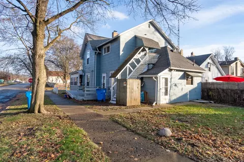 716 Bush, Jackson, MI 49202 photo 2