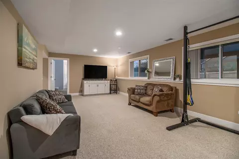 4076 Ronalds, Dorr, MI 49323 photo 12