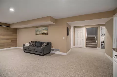 4076 Ronalds, Dorr, MI 49323 photo 11