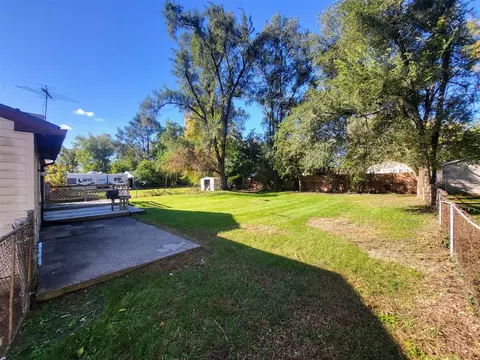 Exterior - 15748 Isabelle, Romulus, MI 48174 photo 2 of 4
