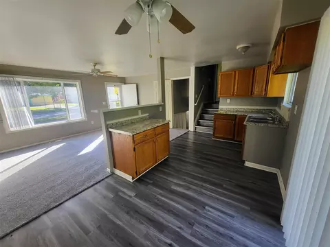Living - 15748 Isabelle, Romulus, MI 48174 photo 3 of 3