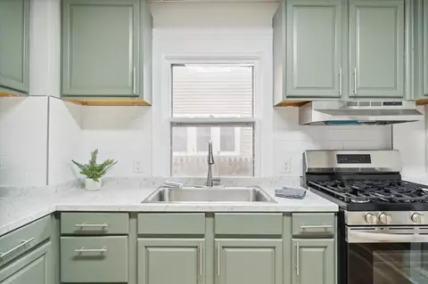 Kitchen - 600 S West, Jackson, MI 49203 photo 3 of 5