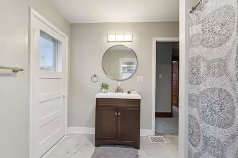Bath - 600 S West, Jackson, MI 49203 photo 2 of 3