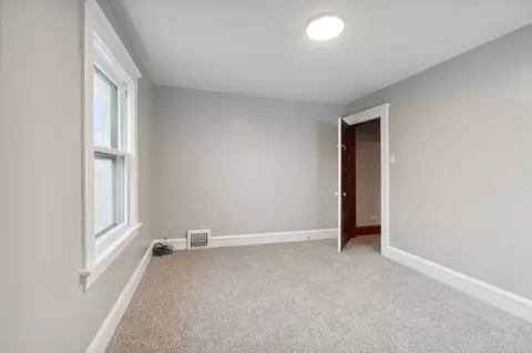 Bedroom - 600 S West, Jackson, MI 49203 photo 4 of 9