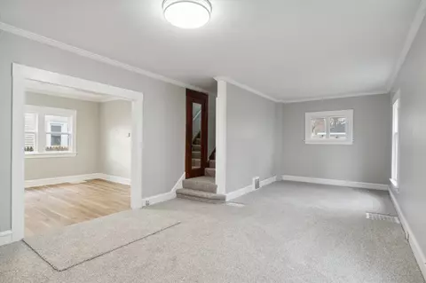 Living - 600 S West, Jackson, MI 49203 photo 1 of 6