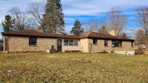 533 Herbert, Blanchard, MI 49310 photo 5
