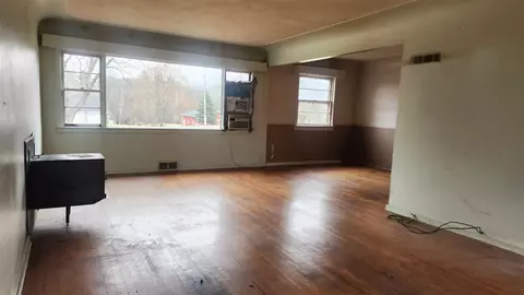 533 Herbert, Blanchard, MI 49310 photo 10