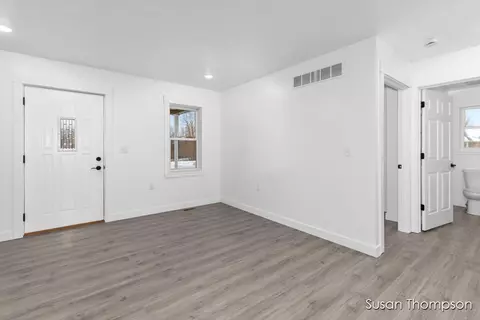 825 School Bell, Belding, MI 48809 photo 17
