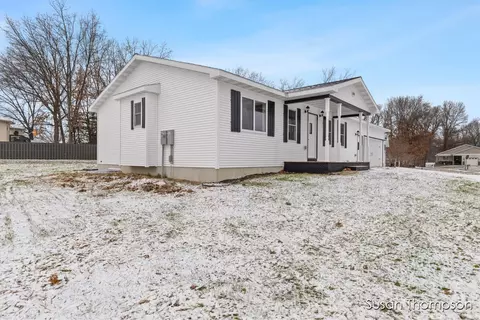 825 School Bell, Belding, MI 48809 photo 37