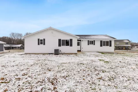 825 School Bell, Belding, MI 48809 photo 31