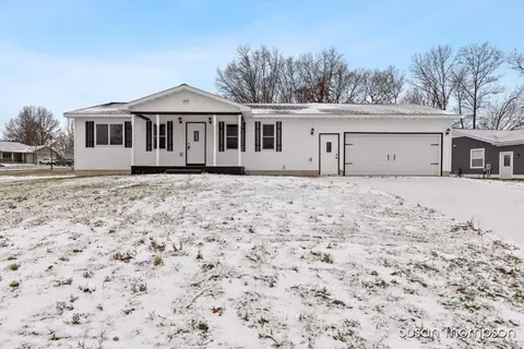 825 School Bell, Belding, MI 48809 photo 1