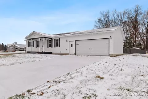 825 School Bell, Belding, MI 48809 photo 36