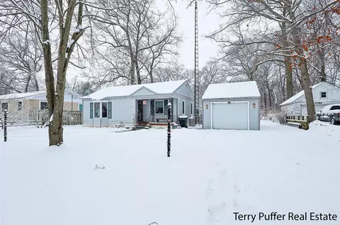 2015 Whitehall, Muskegon, MI 49445