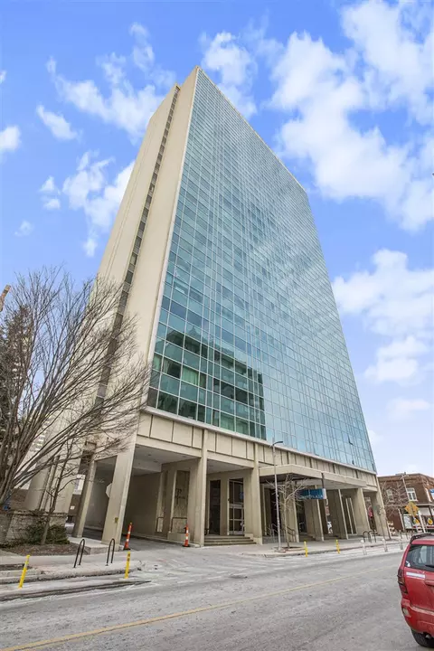 555 E William #21B, Ann Arbor, MI 48104