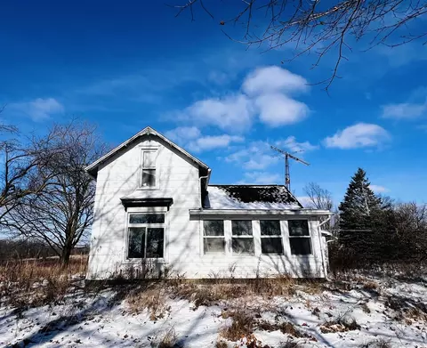 Exterior - 7134 Reading, Osseo, MI 49266 photo 3 of 6