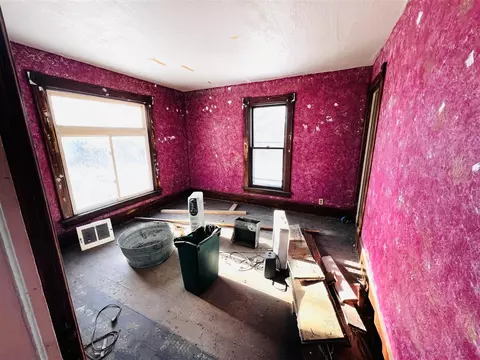 Bedroom - 7134 Reading, Osseo, MI 49266 photo 1 of 4