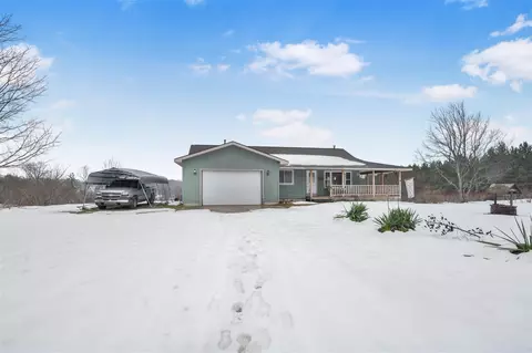 5814 N 7, Mesick, MI 49668