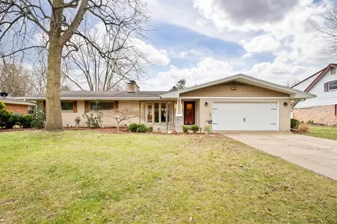 1428 Timberlane, Saint Joseph, MI 49085