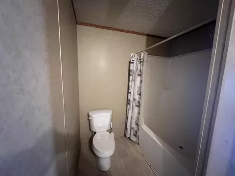 Bath - 199 S Ewing, Newaygo, MI 49337 photo 1 of 3