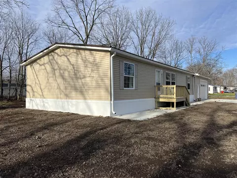 Exterior - 199 S Ewing, Newaygo, MI 49337 photo 3 of 5