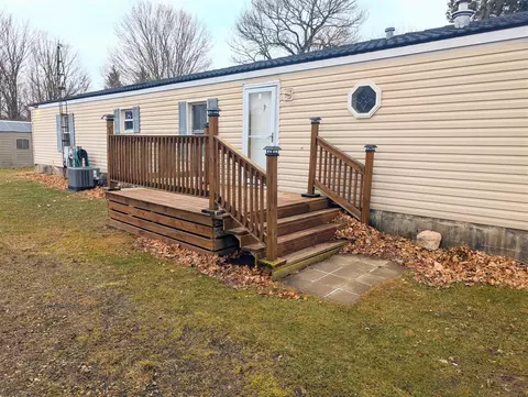 204 E Fenton, Union City, MI 49094