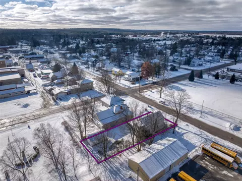 View/Area - 314 N N Pne, Evart, MI 49631 photo 5 of 7