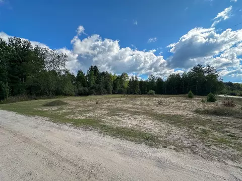 4 W 43 W 16, Mesick, MI 49668 photo 6