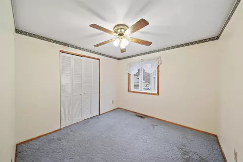 Bedroom - 6700 Bennett, Jackson, MI 49201 photo 1 of 6