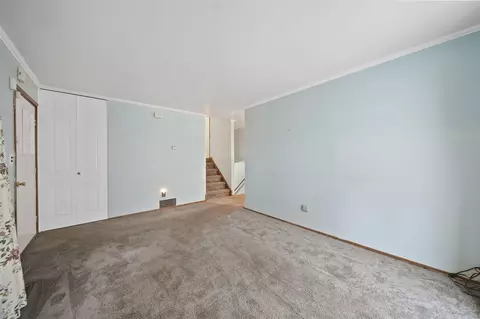 Living - 6700 Bennett, Jackson, MI 49201 photo 2 of 2