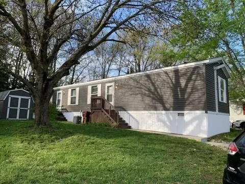 4445 Briar Rdg, Rockford, MI 49341