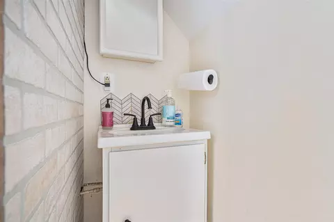 Bath - 145 Mariette, Plainwell, MI 49080 photo 2 of 3