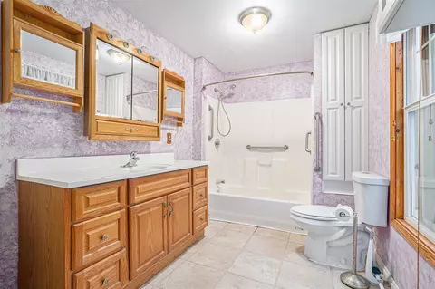 Bath - 145 Mariette, Plainwell, MI 49080 photo 1 of 3