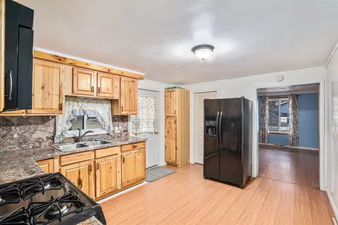 Kitchen - 145 Mariette, Plainwell, MI 49080 photo 1 of 3