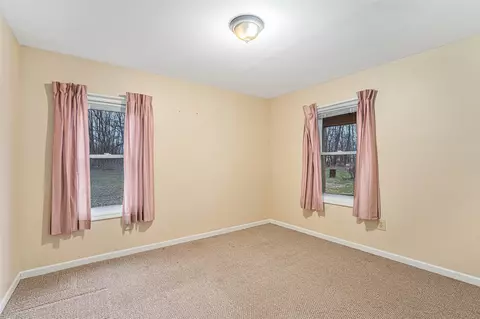 Bedroom - 145 Mariette, Plainwell, MI 49080 photo 2 of 6
