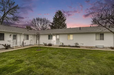 5186 Green Mdw, Kalamazoo, MI 49009