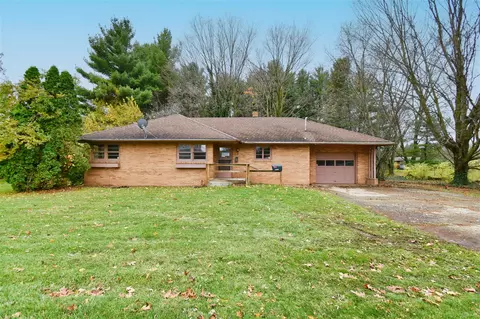5290 Cleveland, Stevensville, MI 49127