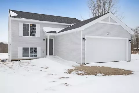 5484 Mammoth, Caledonia, MI 49316