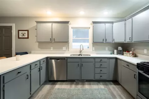 Kitchen - 622 W Marion, White Cloud, MI 49349 photo 5 of 6
