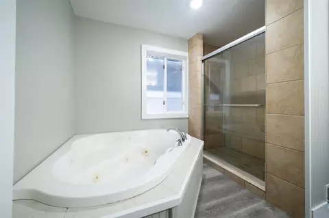 Bath - 622 W Marion, White Cloud, MI 49349 photo 2 of 3