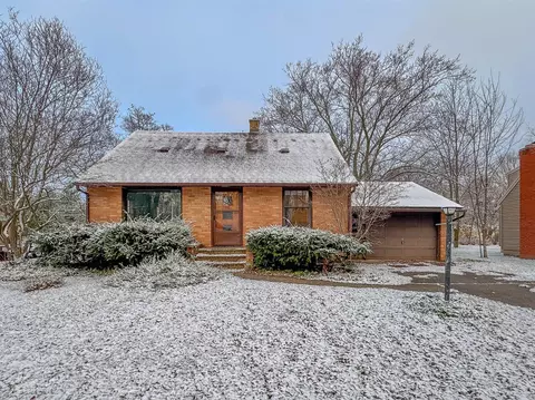 111 E 37th, Holland, MI 49423