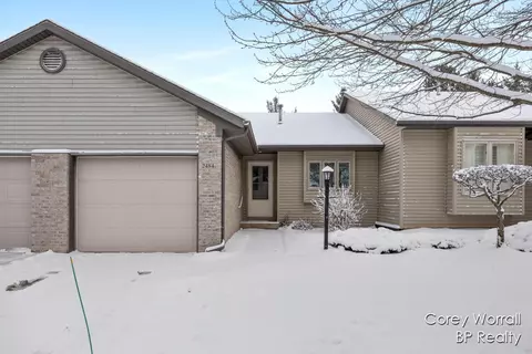 2484 Falcon Pointe #20, Grand Rapids, MI 49534